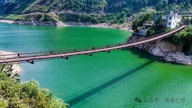 【寻仁迹】桐梓河峡谷:岔水四桥跨三县(图4) 【寻仁迹】桐梓河峡谷:岔水四桥跨三县(图4)