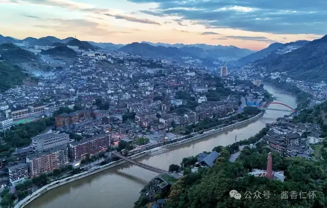 创历史新高!50人获聘白酒“国评委” 彰显仁怀产区实力(图5) 创历史新高!50人获聘白酒“国评委” 彰显仁怀产区实力(图5)