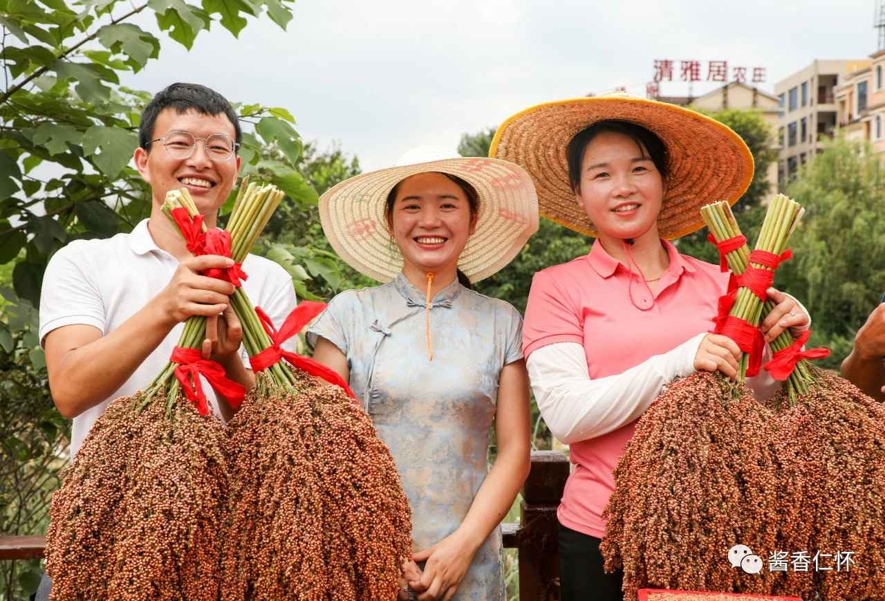 雷文权：36载钻研成果 汇成一首《高粱生产二十四节气气候农事歌》